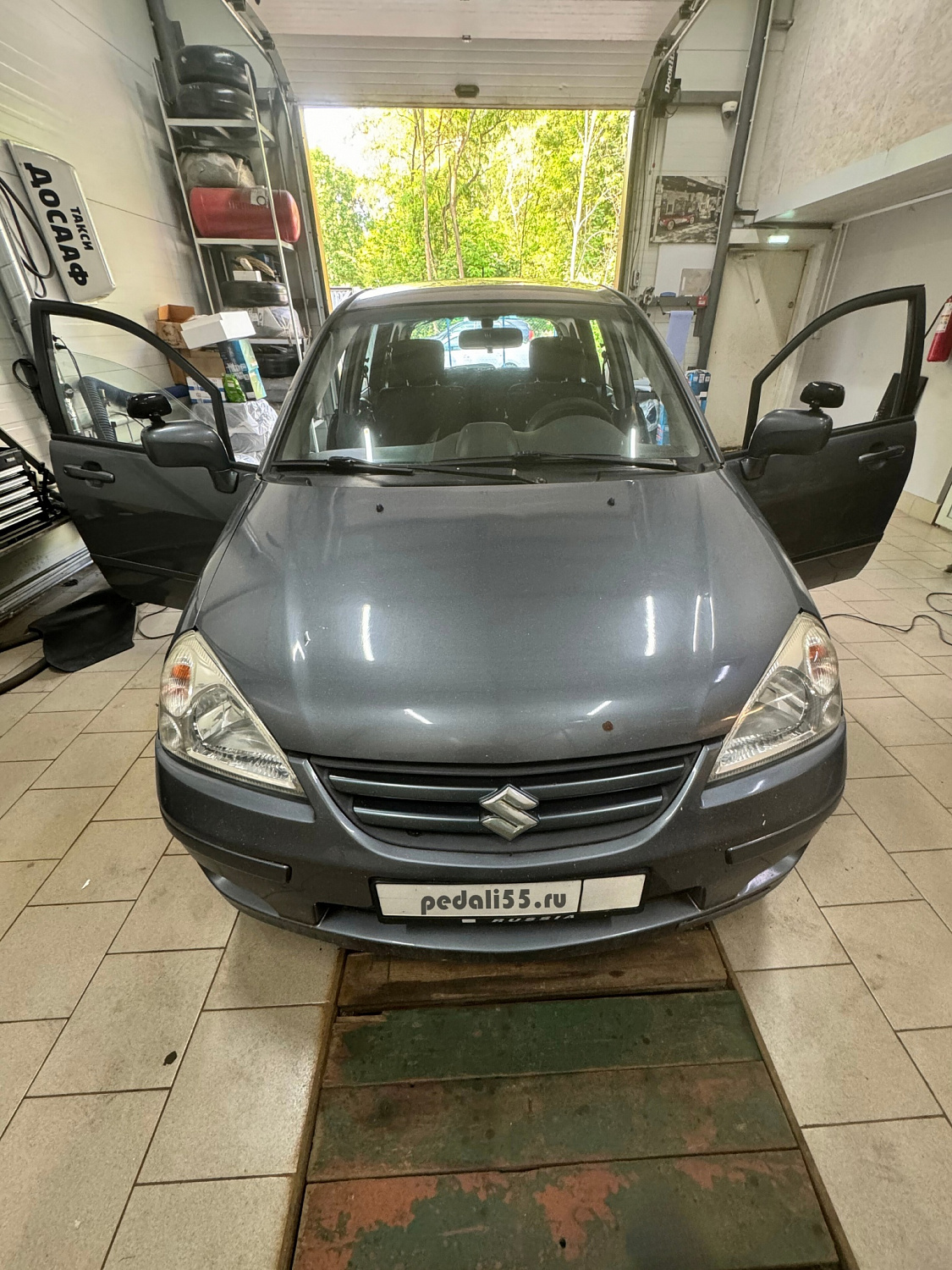 Установка тросовых педалей на Suzuki Liana АКПП (автомат, 1шт.)